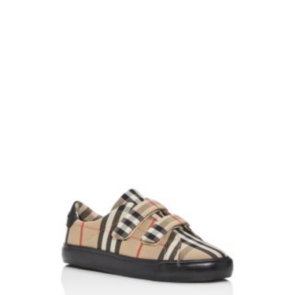 Burberry Kids Sneakers in Beige and Black